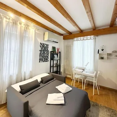 Duomo - Design House In Centro - Metropolitana 5 Minuti